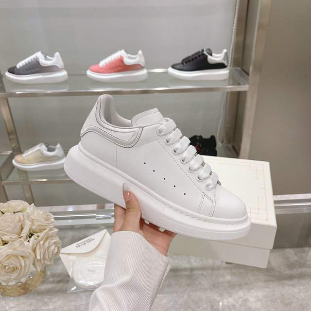 Picture of Alexander McQueen Shoes _SKU21815035SZ35-4441